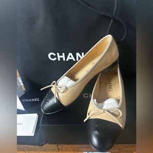 Brand New Chanel Cap-Toe Ballet Flats in Beige/Black Size 36.5